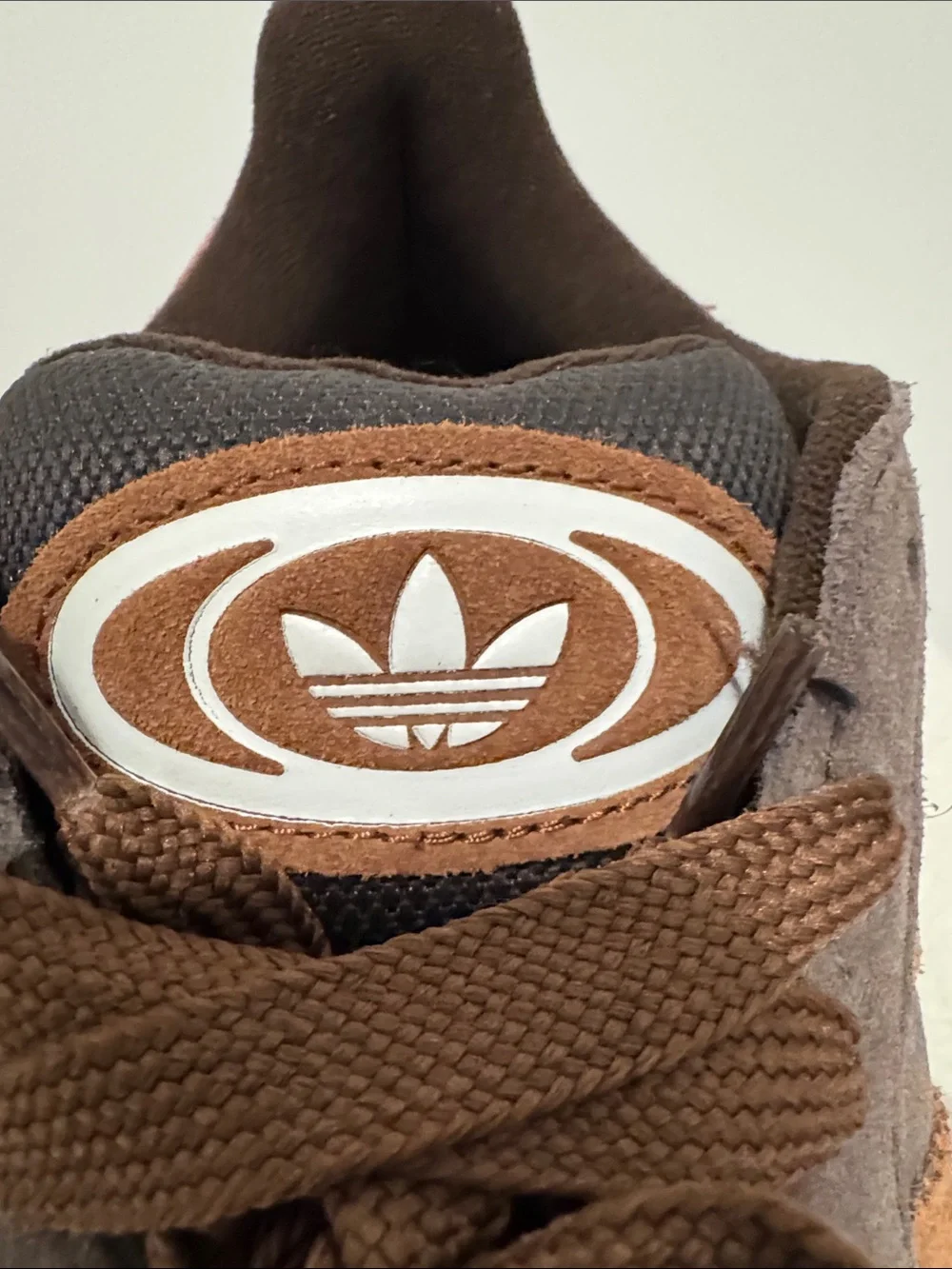 Brand new Adidas Originals Brown and Tan Suede campus Sneakers - size 9